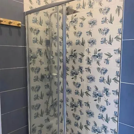 לינה וארוחת בוקר Il Nido 4*